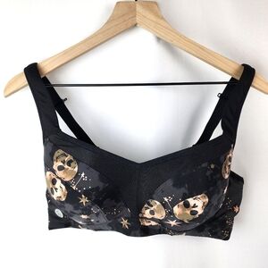 Black Skull Print Supportive Sports Bra